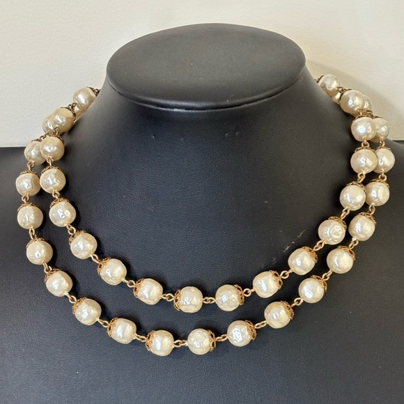 Vintage gold tone faux pearl double layer necklace - Picture 1 of 6